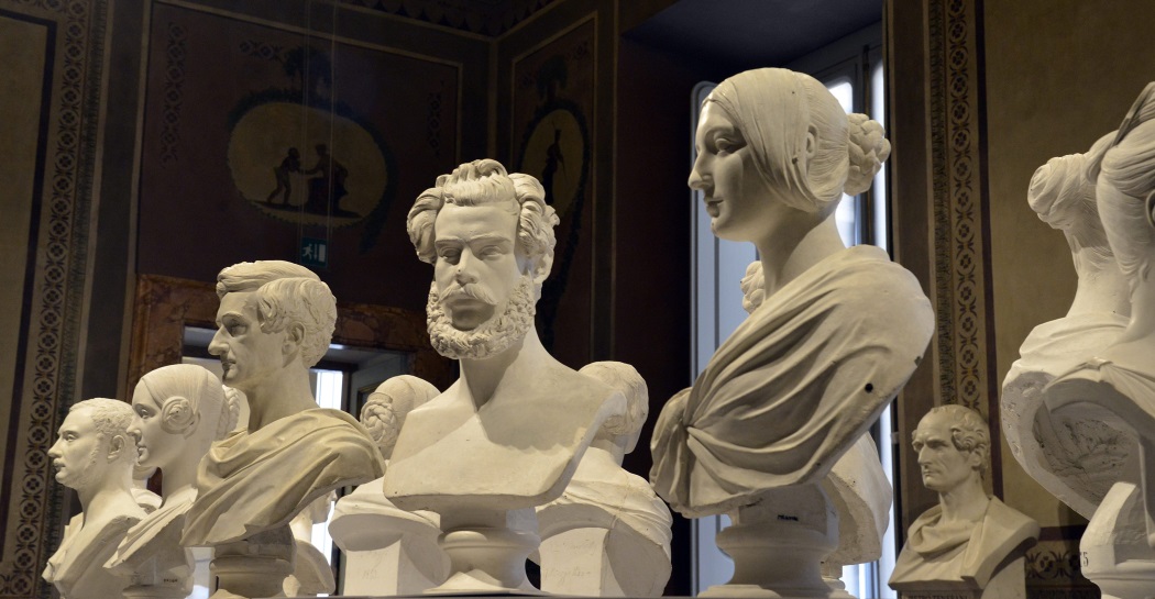 Museo di Roma Piano II - Sala 14 "I volti e le Storie. L'Atelier di Pietro Tenerani" ©Mimmo Frassineti Museo di Roma Piano II - Sala 14 "I volti e le Storie. L'Atelier di Pietro Tenerani" ©Mimmo Frassineti