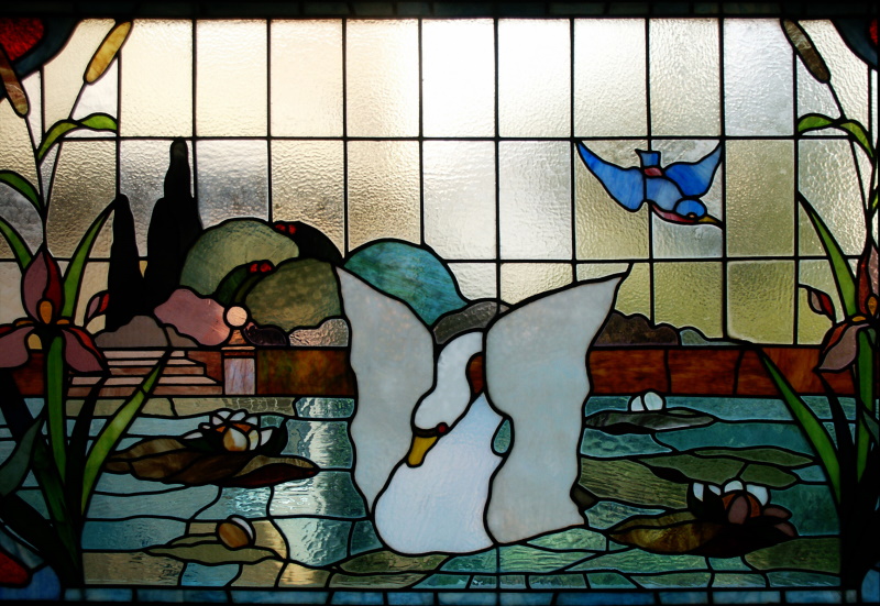 Lago con cigno, Laboratorio Picchiarini, vetrata, 1914 ca.