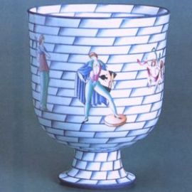 La conversazione classica, coppa, porcellana bianca con decoro blu, grigio, nero, porpora, verde, bruno, giallo-arancio, collezione privata