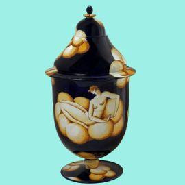 Fabrizia, vaso con coperchio, maiolica in blu con decoro giallo-ocra, collezione privata